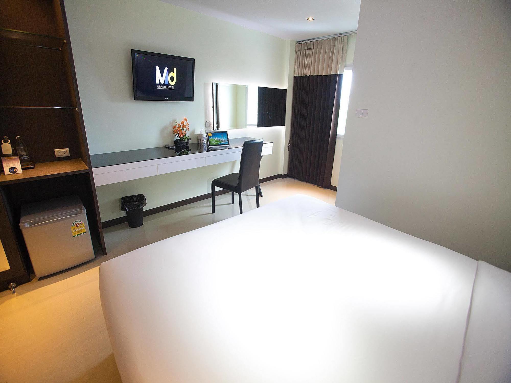 נחון סי טמארט Md Grand Hotel Nakhon מראה חיצוני תמונה